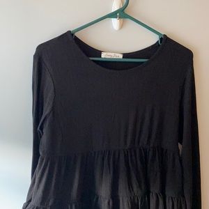 Black Flowy Long sleeve Blouse
